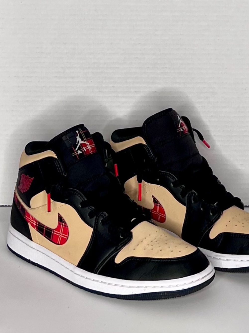 Air Jordan 1 Mid SE 'Tartan Swoosh'